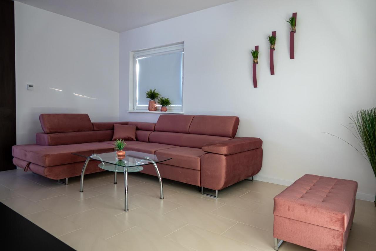 Apartament Apartament przy parku z dużym tarasem ,prywatny parking Świnoujście Zewnętrze zdjęcie