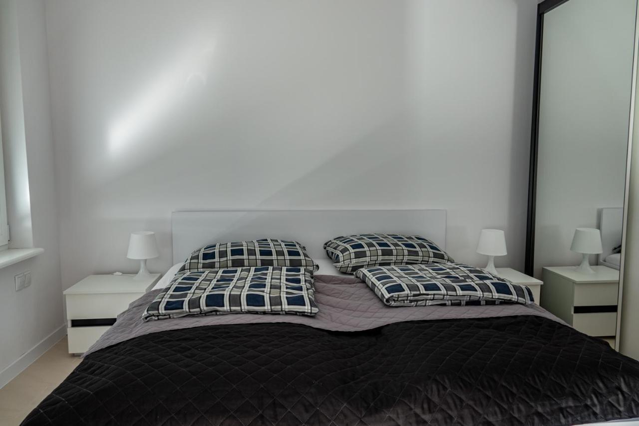 Apartament Apartament przy parku z dużym tarasem ,prywatny parking Świnoujście Zewnętrze zdjęcie