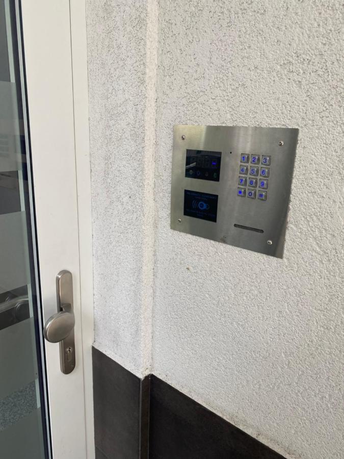 Apartament Apartament przy parku z dużym tarasem ,prywatny parking Świnoujście Zewnętrze zdjęcie